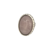 Bague martelée couleur argent  25 x 18 mm quartz rose